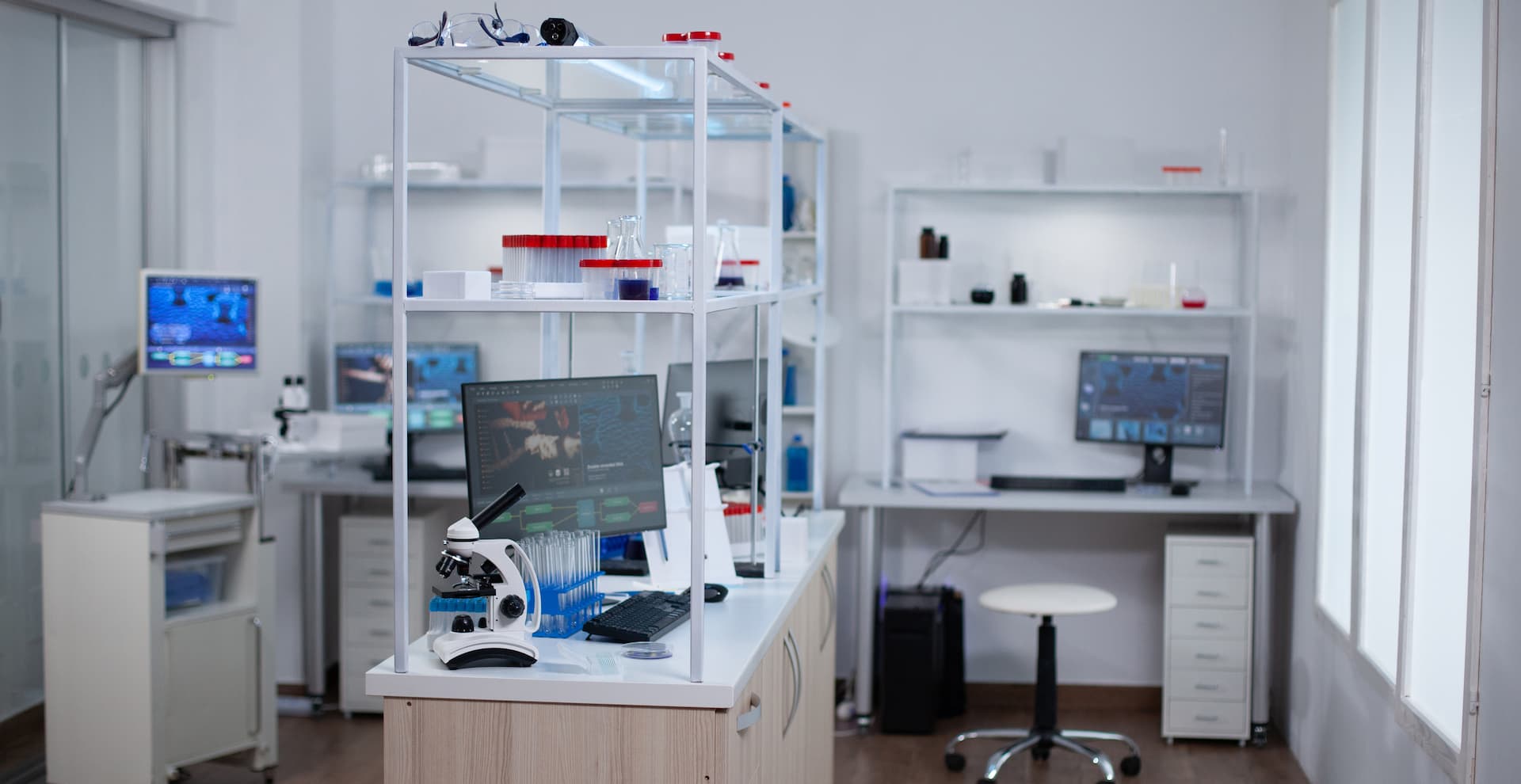 LABORATORIES FURNITURE