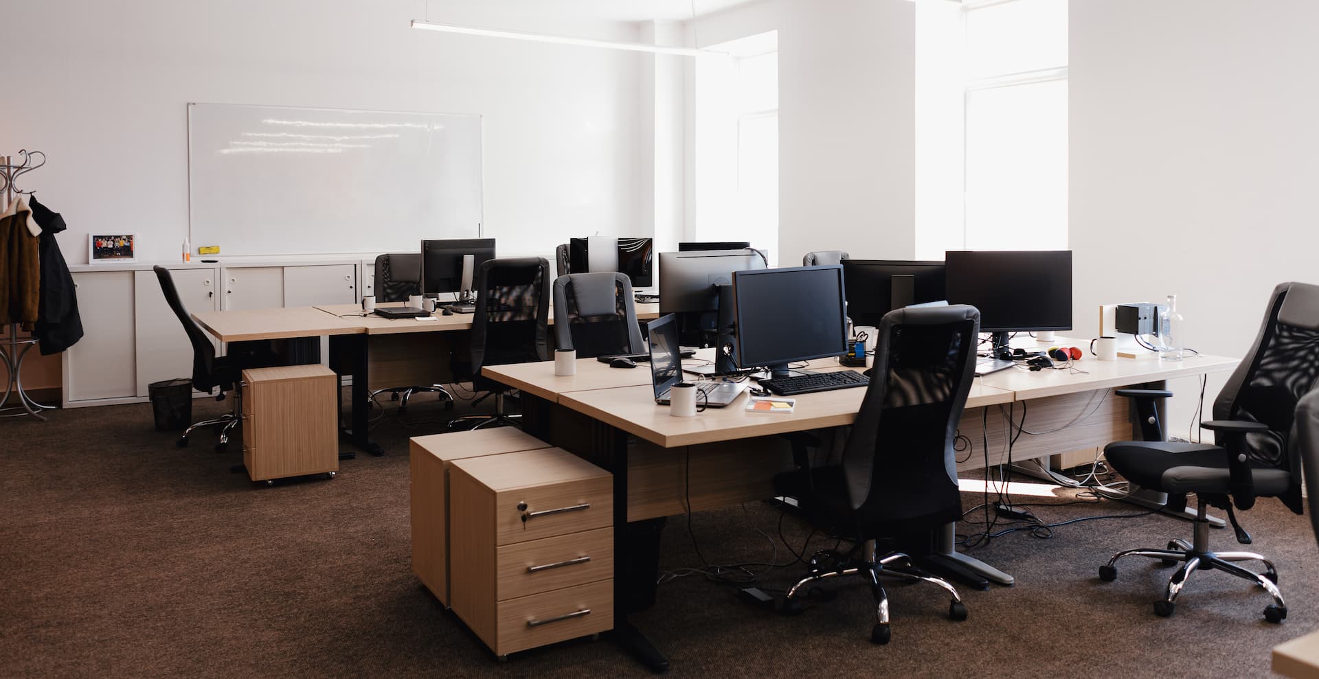 CORPORATE / OFFICE FURNITURE